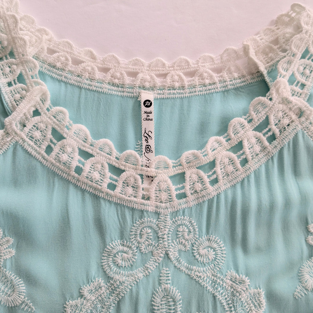 Leo & Nicole Tunic Top Size 2X