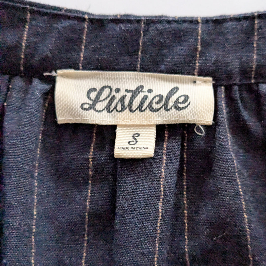 Listicle Navy Top Size Small