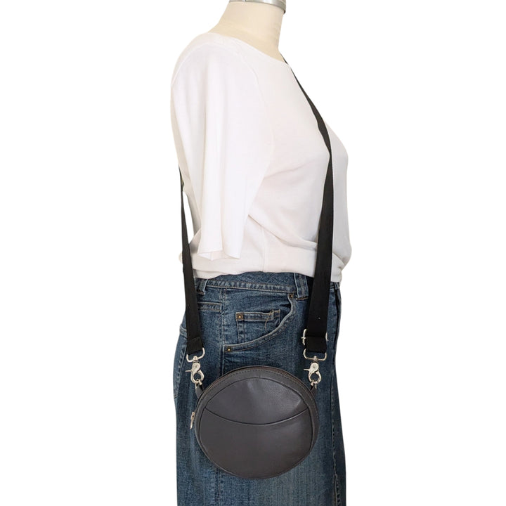 Ischiko Round Leather Crossbody