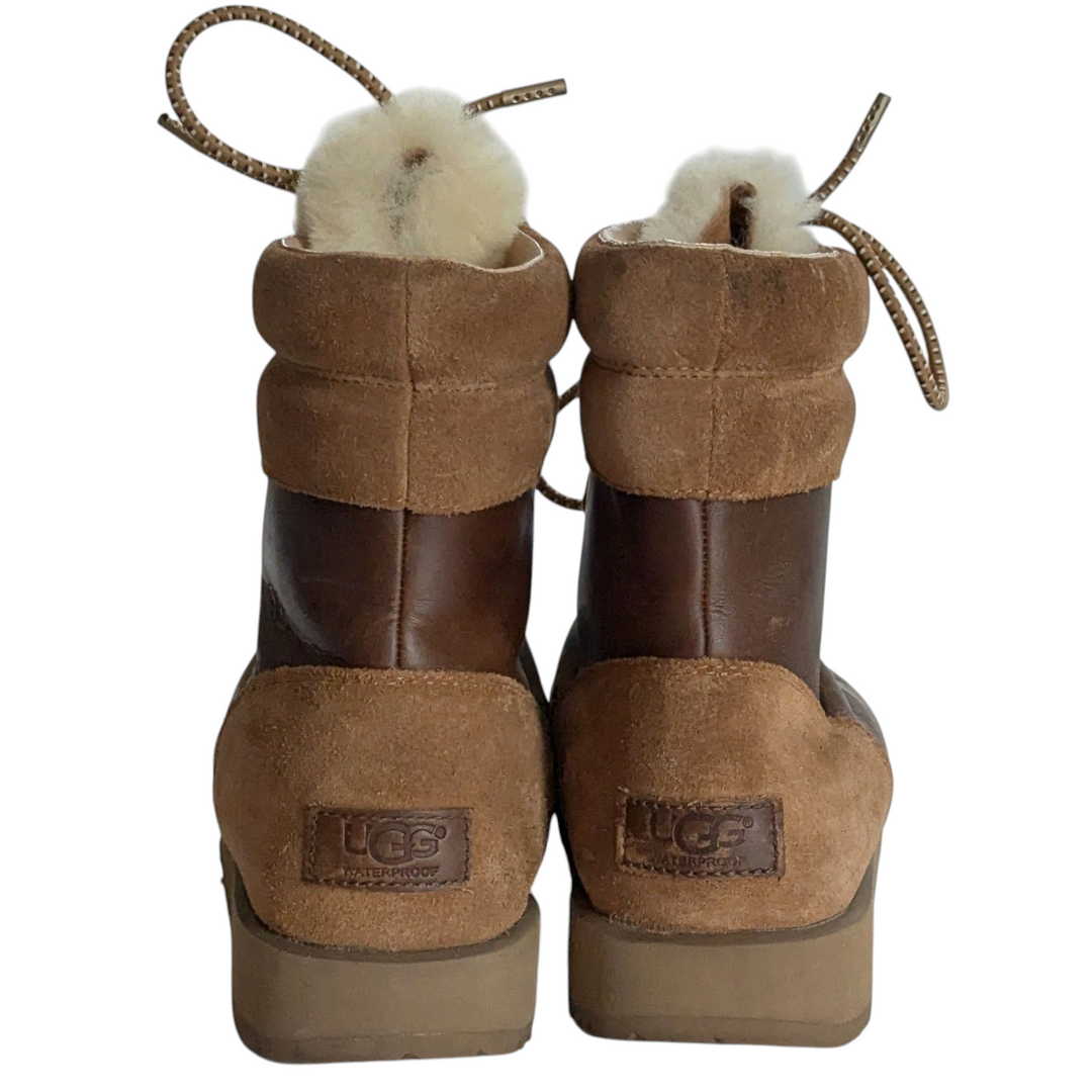 UGG Viki Waterproof Boots Size 7.5
