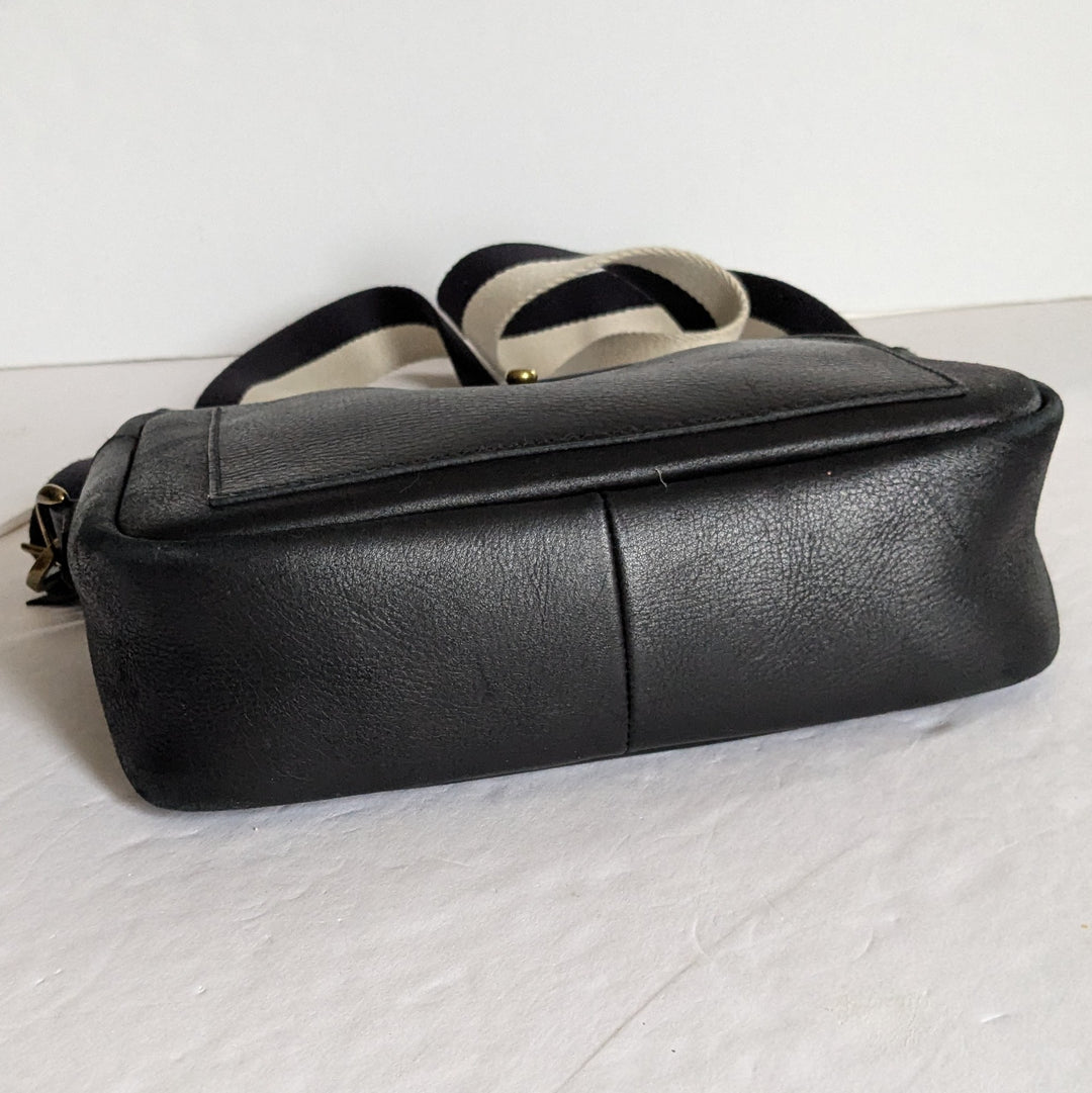 Madewell Large Transport Camera Crossbody Bag MA359