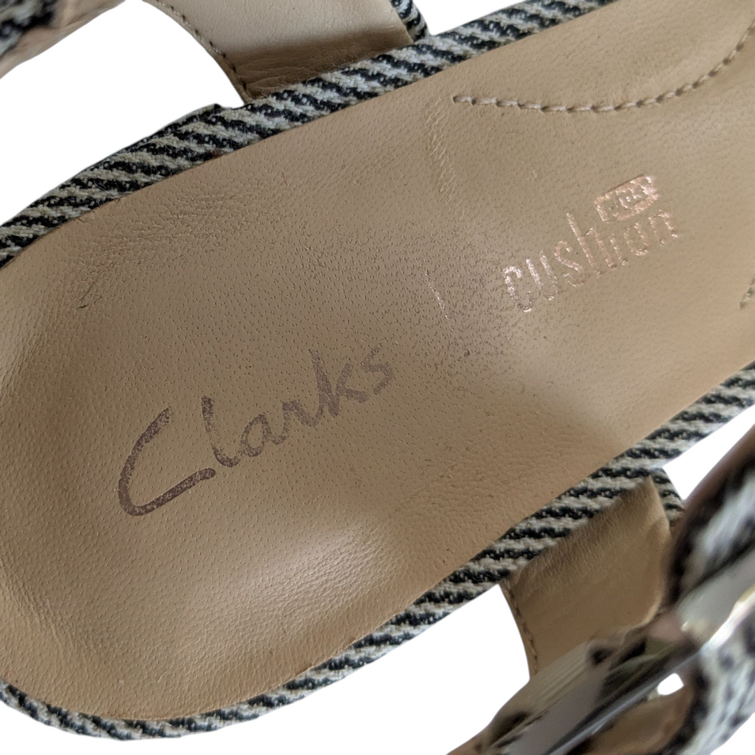 Clarks Sandals Size 7