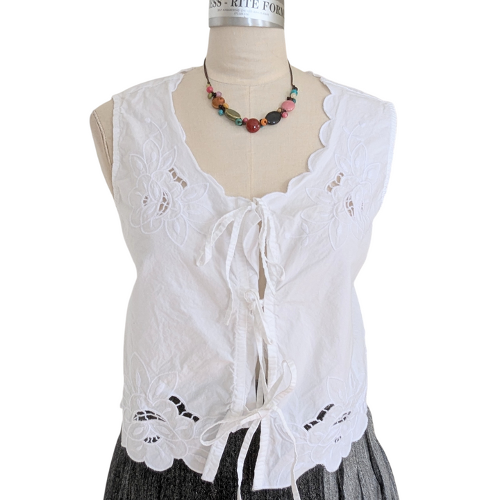 Free Assembly White Crop Top Size 16/18