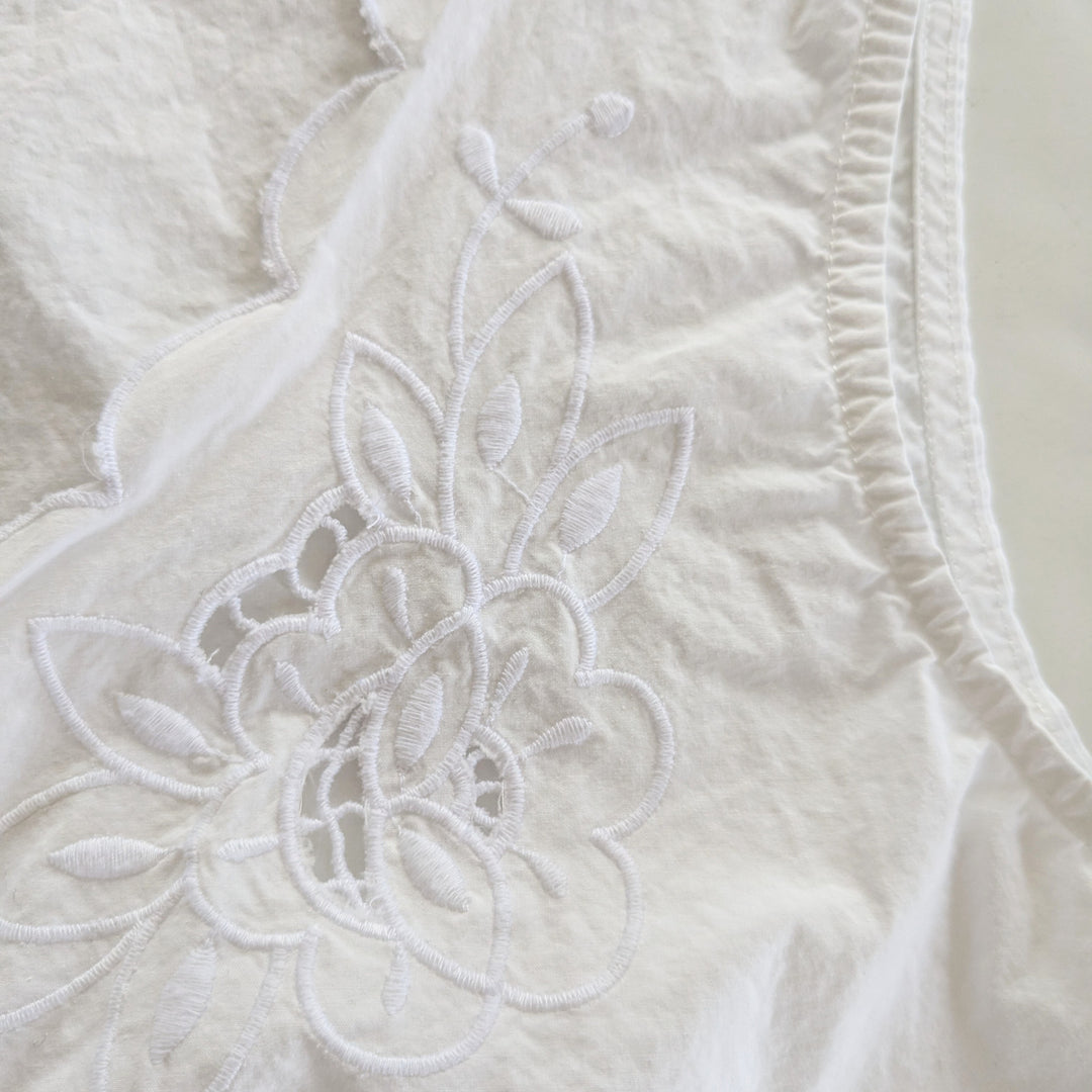 Free Assembly White Crop Top Size 16/18