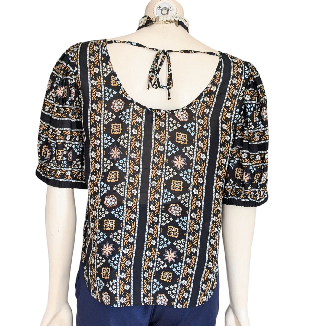 Ann Taylor Floral Top Size Small Petite