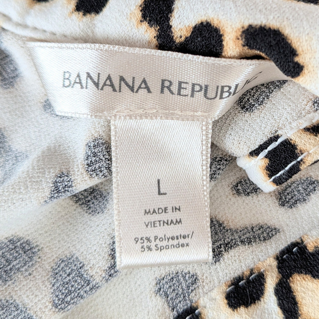 Banana Republic Animal Print Top Size Large