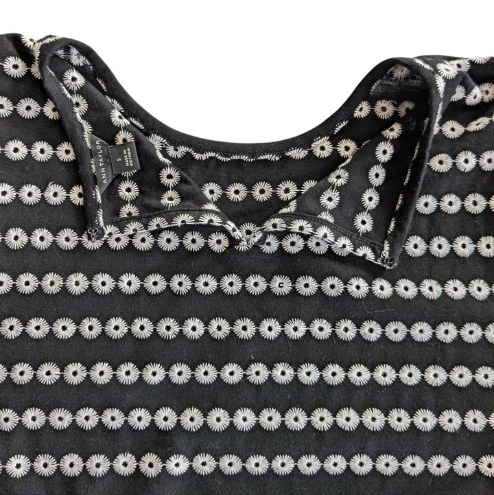 Ann Taylor Black & White Top Size Small