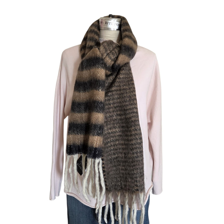 Area Stars Striped Scarf NWT