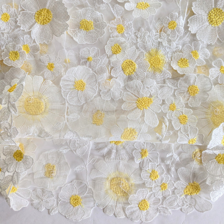 Anthropologie Dolan Sheer Daisy Top Size Medium Petite NWT