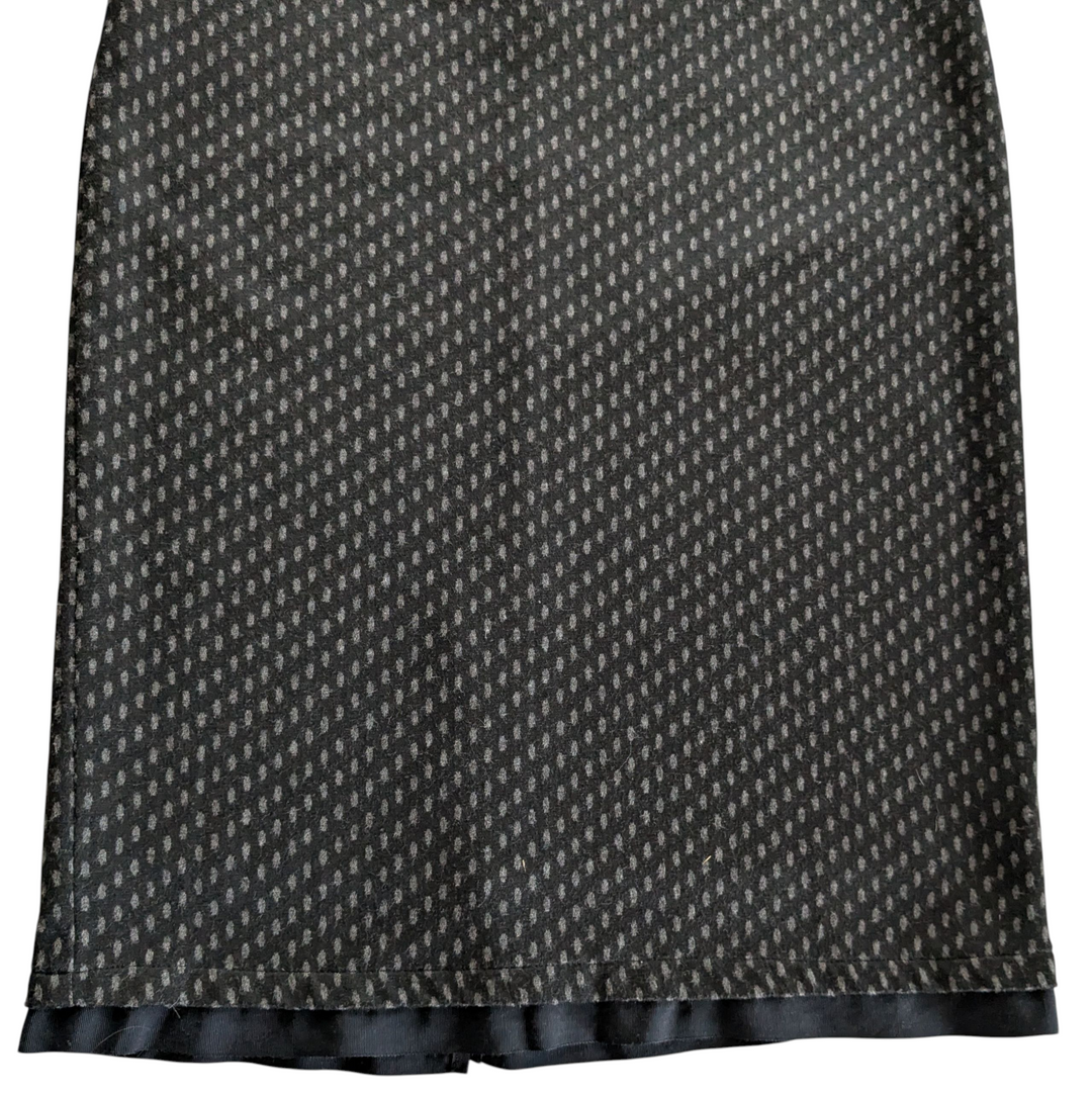 Neesh by D.A.R Knit Skirt Size Small