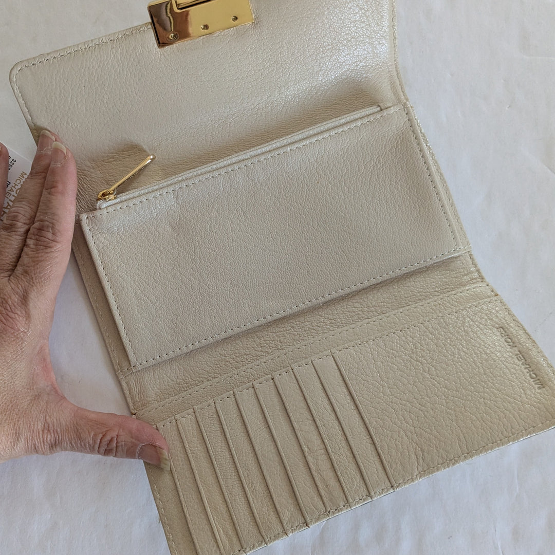 MICHAEL Michael Kors Deneuve Tri Fold Wallet NWT