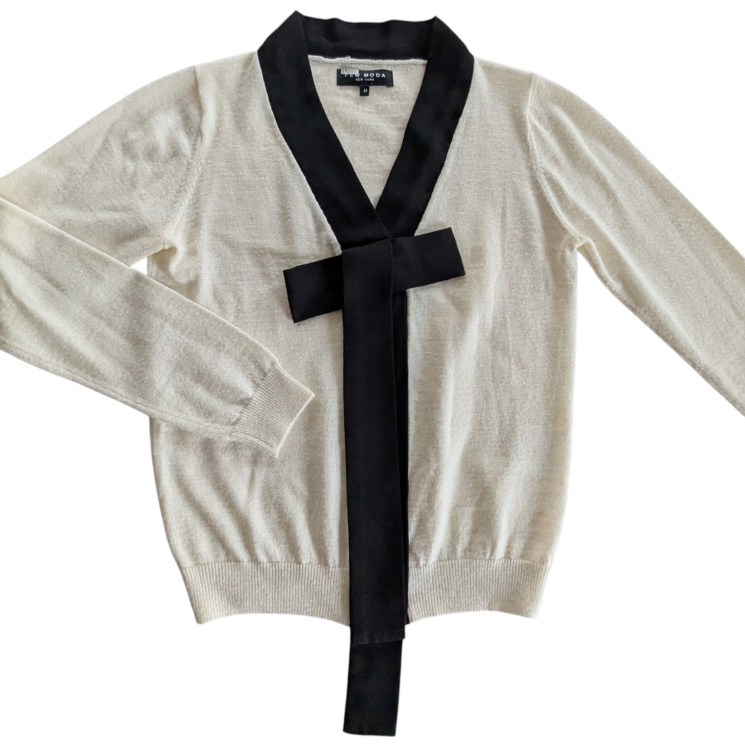 Few Moda Cardigan Size Medium