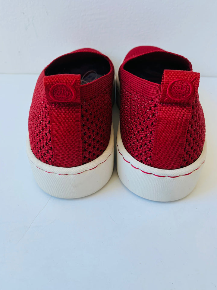 Born Solstice Scarlet Red Knit Slip On Platform Sneaker Size 7