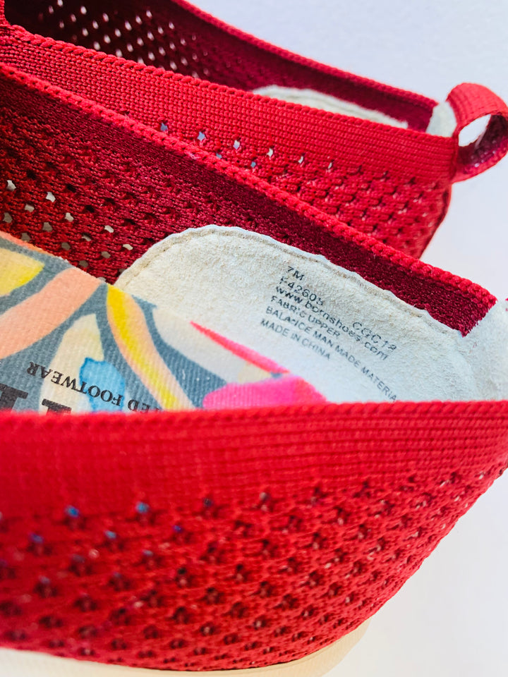 Born Solstice Scarlet Red Knit Slip On Platform Sneaker Size 7