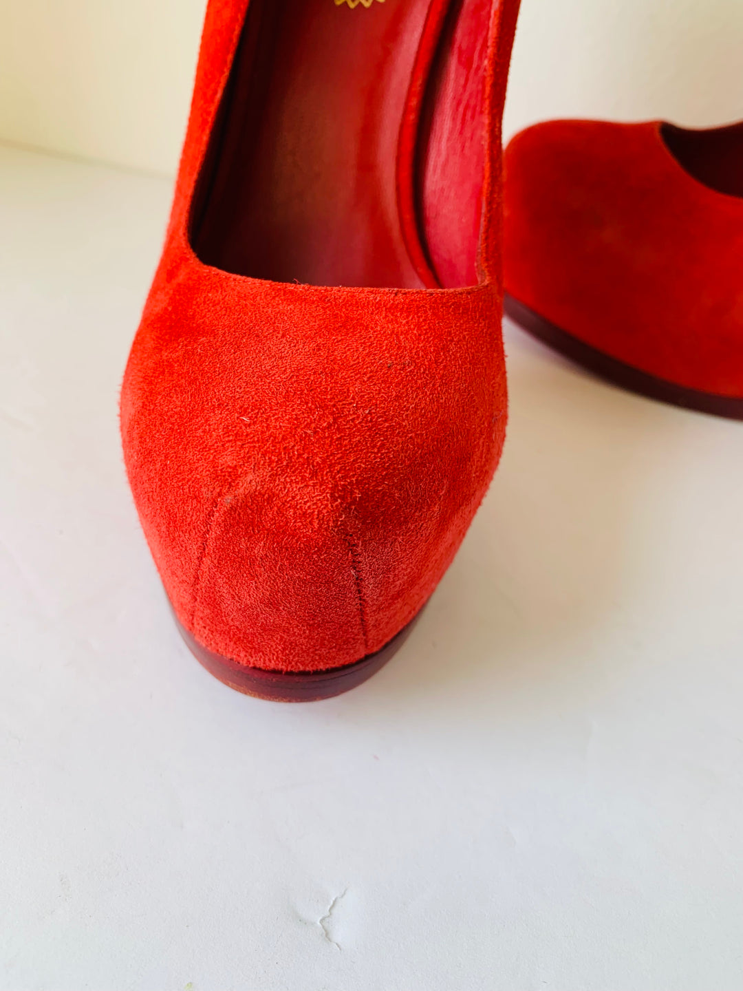 Yves Saint Laurent Tribute Red Suede Platform Pump Size 36