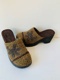 MUDD Vintage Clogs/Mules Fabric Upper Boho Style Size 8