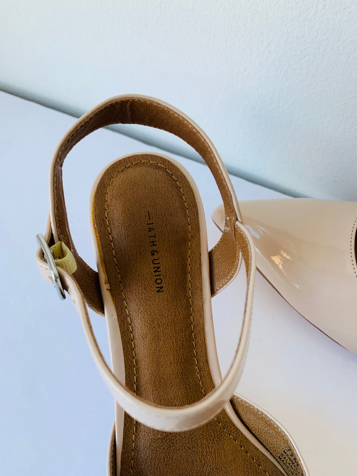 14th & Union Patent Pointed Toe Nude Heels Size 7.5