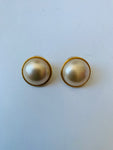 Vintage Faux Mobe Pearl Gold Tone Pierced Earrings