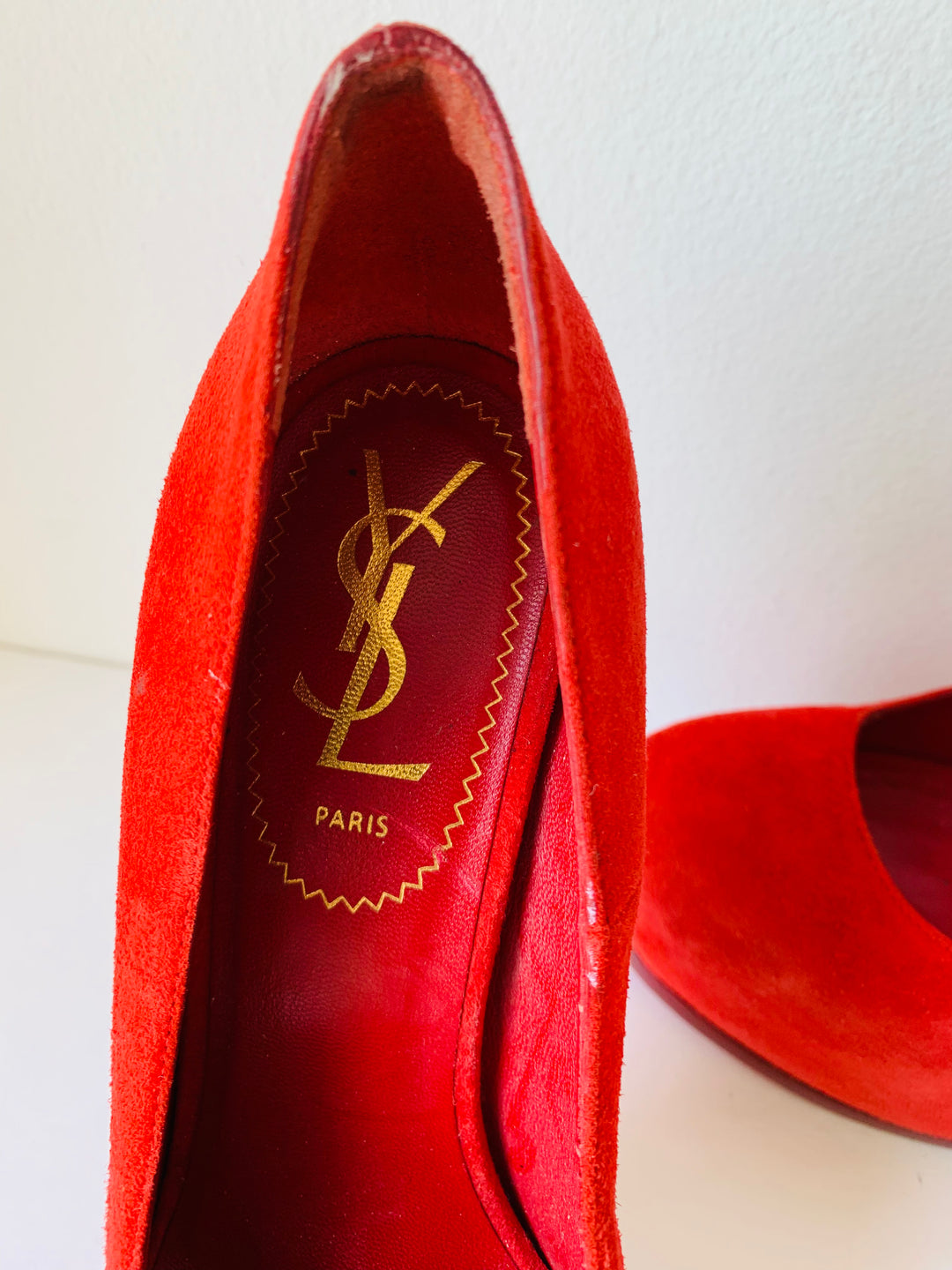 Yves Saint Laurent Tribute Red Suede Platform Pump Size 36